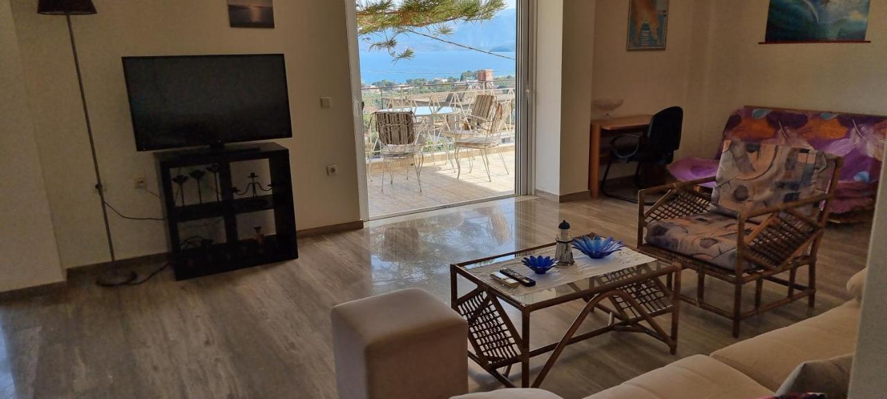 Sea View Apartment Gythio Exterior photo