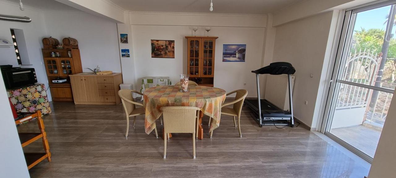 Sea View Apartment Gythio Exterior photo