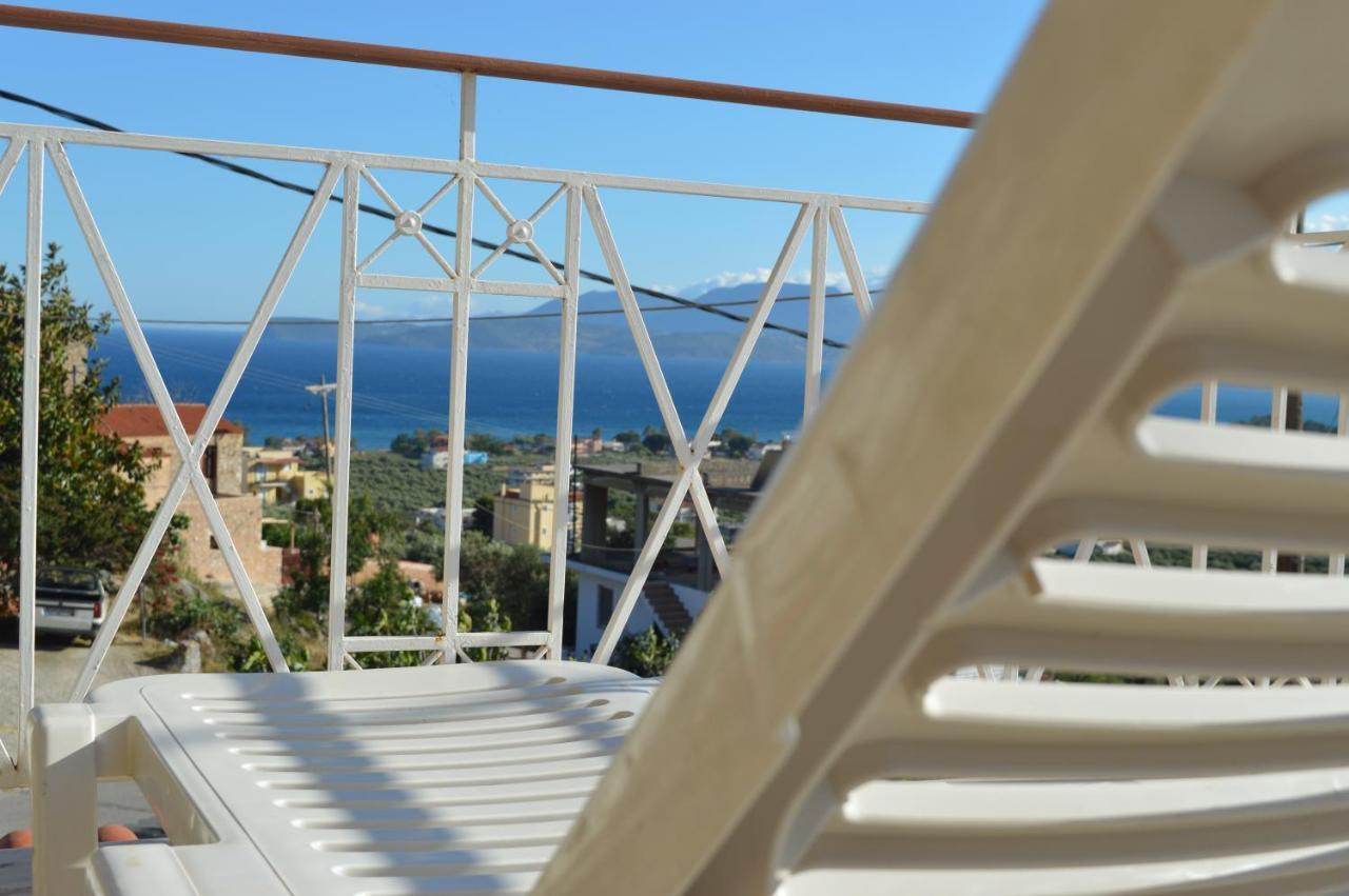 Sea View Apartment Gythio Exterior photo